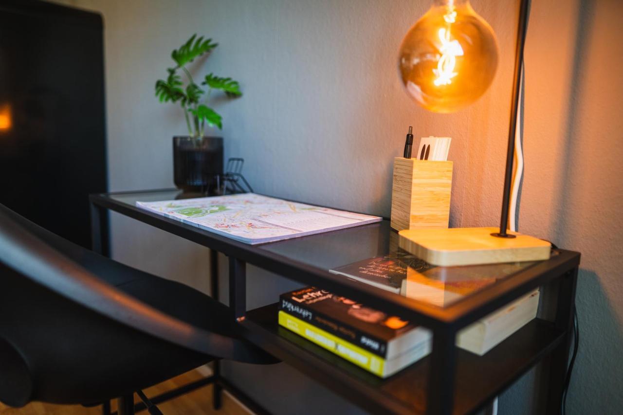Deluxe Apartment I Klimaanlage I Tiefgarage I Balkon I Wlan Magdeburg Bagian luar foto